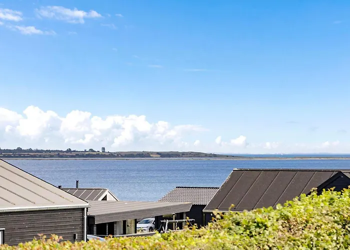 Feriehus Amazing In With Sauna